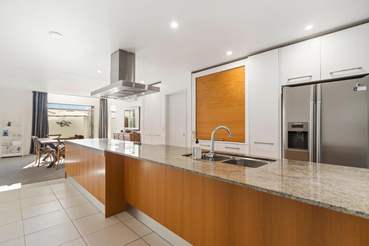 Lakeview Luxury - Taupo Holiday Apartment Exterior photo